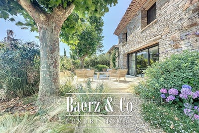 /international/fr/la-mole-provence-alpes-cote-d-azur-310100716189/