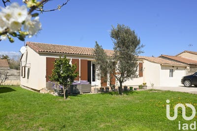 /international/fr/mondragon-provence-alpes-cote-d-azur-310098289466/