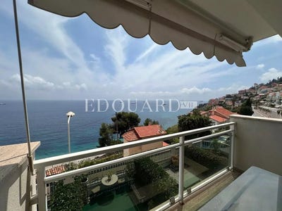 /international/fr/roquebrune-cap-martin-provence-alpes-cote-d-azur-310108603034/