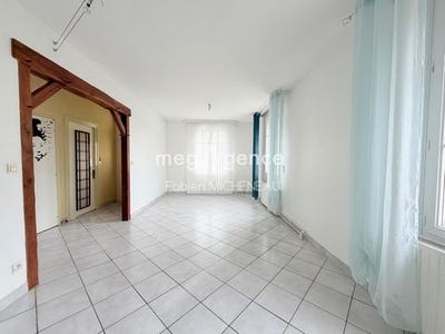 /international/fr/cholet-pays-de-la-loire-310108404919/