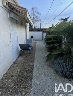 /international/fr/roullet-saint-estephe-charente-310106042789/