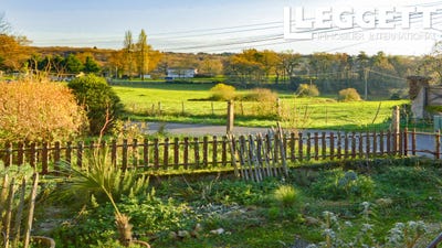 /international/fr/thiviers-aquitaine-310108758926/