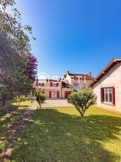 /international/fr/genlis-burgundy-310106488456/