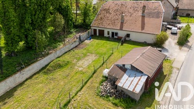 /international/fr/la-tour-de-scay-franche-comte-310107561814/