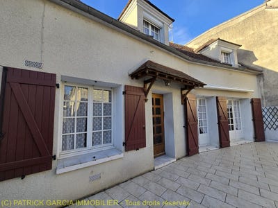 /international/fr/irancy-burgundy-310108430736/