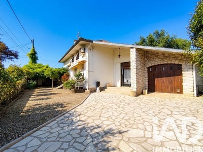 /international/fr/vic-fezensac-midi-pyrenees-310105893191/