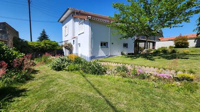 /international/fr/saint-junien-limousin-310099898819/