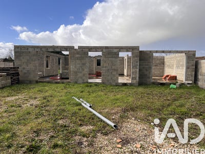 /international/fr/saint-groux-charente-310105339866/