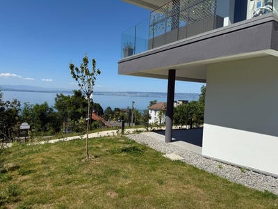 /international/fr/evian-les-bains-rhone-310107599333/