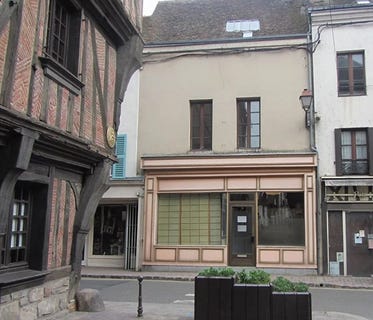 /international/fr/nogent-le-roi-centre-val-de-loire-120088717149/