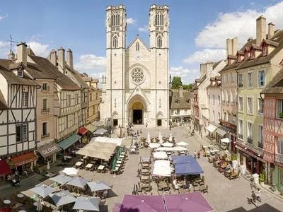 /international/fr/chalon-sur-saone-burgundy-310101334538/