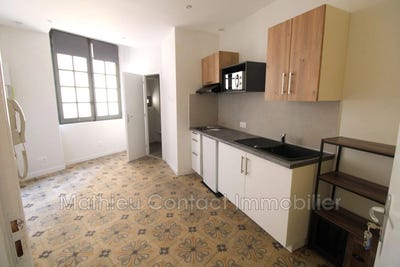 /international/fr/nimes-languedoc-roussillon-310101035303/?lang=zh-tw