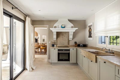 /international/fr/opio-hh-15255045-opio-provence-alpes-cote-d-azur-310100955149/