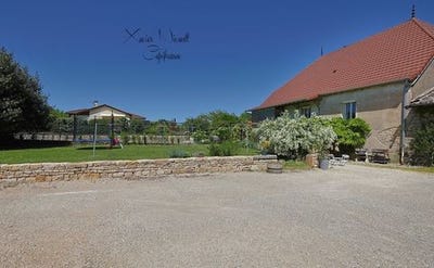 /international/fr/tournus-burgundy-310100363445/?lang=id