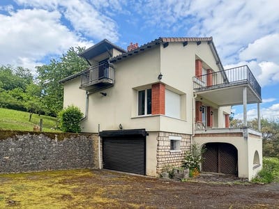 /international/fr/antigny-burgundy-310107970741/