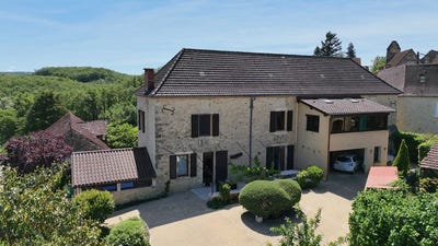 /international/fr/gourdon-midi-pyrenees-310108317872/