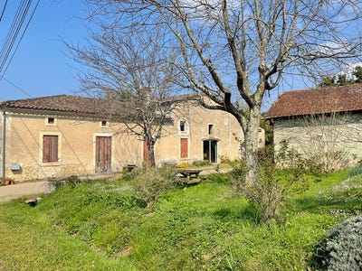 /international/fr/pujols-aquitaine-310106744672/
