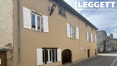 /international/fr/confolens-charente-310099249517/