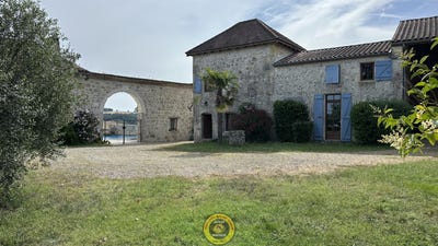 /international/fr/prayssas-aquitaine-310100889175/