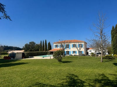 /international/fr/floirac-charente-310107626095/