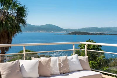 /international/fr/pietrosella-corsica-310108792556/