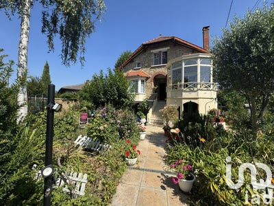 /international/fr/sainte-genevieve-des-bois-ile-de-france-310100885080/