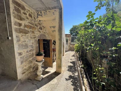 /international/fr/barjac-languedoc-roussillon-310108104543/