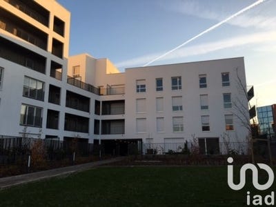 /international/fr/cergy-ile-de-france-310100717218/