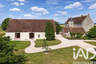 /international/fr/azay-sur-indre-centre-val-de-loire-310099421980/