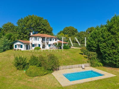 /international/fr/arcangues-aquitaine-310103445042/