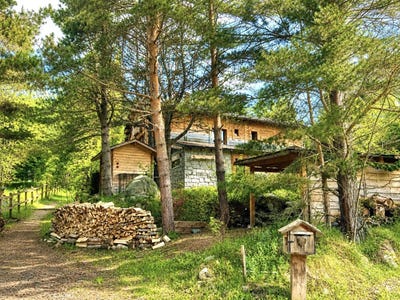 /international/fr/formigueres-languedoc-roussillon-310107887103/