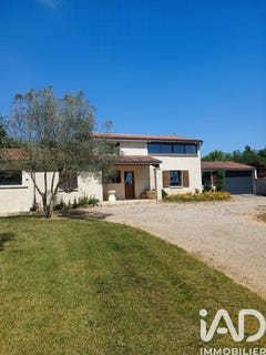 /international/fr/echallat-charente-310108807133/