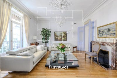/international/fr/nimes-languedoc-roussillon-310108651694/