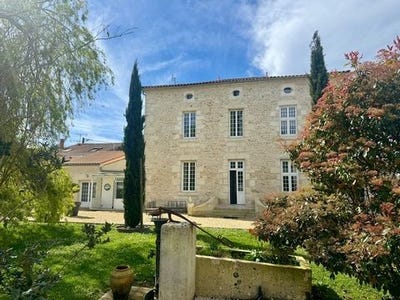 /international/fr/tonnay-charente-charente-310100861174/