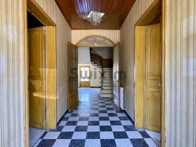 /international/fr/milhaud-languedoc-roussillon-310103463371/