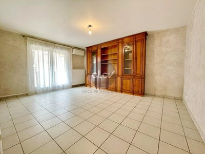 /international/fr/fontaines-sur-saone-rhone-310107919883/