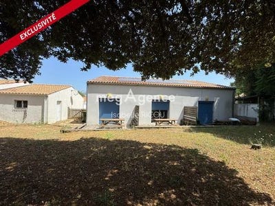 /international/fr/le-grand-village-plage-charente-310109049485/