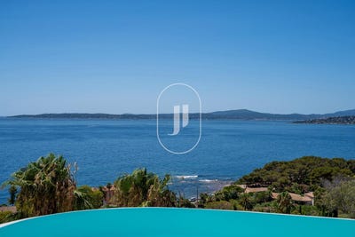 /international/fr/roquebrune-sur-argens-provence-alpes-cote-d-azur-310100962582/?lang=en