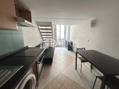 /international/fr/nice-provence-alpes-cote-d-azur-310110424481/