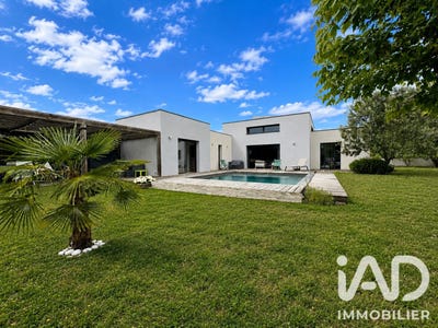 /international/fr/cadaujac-aquitaine-310108922956/