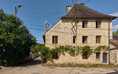 /international/fr/port-lesney-franche-comte-310109935561/