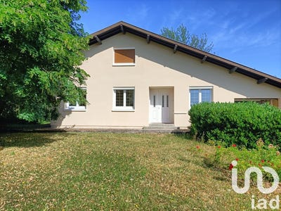 /international/fr/effiat-auvergne-310100698220/