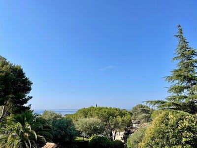 /international/fr/la-ciotat-provence-alpes-cote-d-azur-310100989908/?lang=zh-tw
