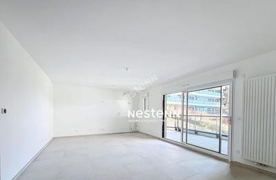 /international/fr/evian-les-bains-rhone-120095165067/