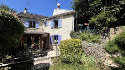 /international/fr/villiers-saint-frederic-ile-de-france-310101229800/