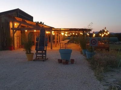 /international/fr/saint-martin-de-castillon-provence-alpes-cote-d-azur-310109383983/