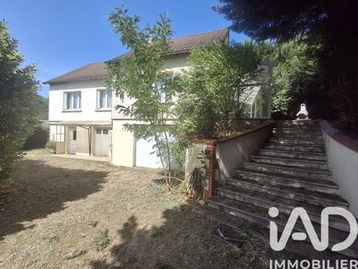 /international/fr/briare-centre-val-de-loire-310108830215/