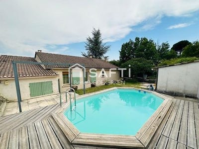 /international/fr/forcalquier-provence-alpes-cote-d-azur-310098842399/