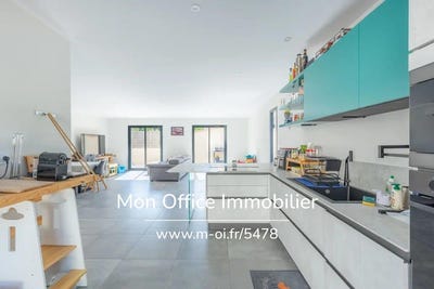 /international/fr/simiane-collongue-provence-alpes-cote-d-azur-310100411406/
