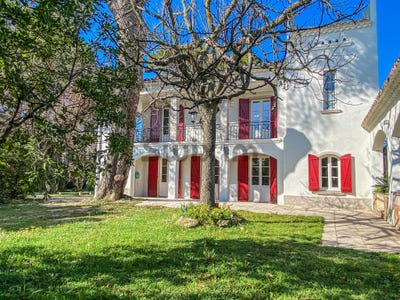 /international/fr/sernhac-languedoc-roussillon-310108992168/